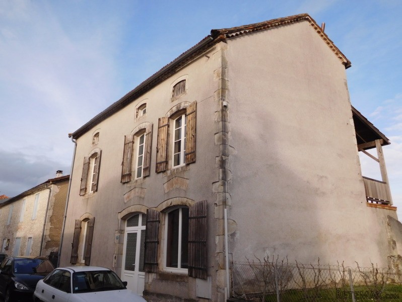 Village House To Renovate With Garden..