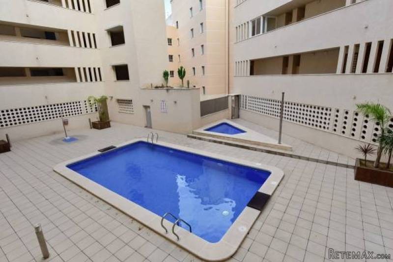 2 Bedroom 2 Bathroom Apartment In.. - 2