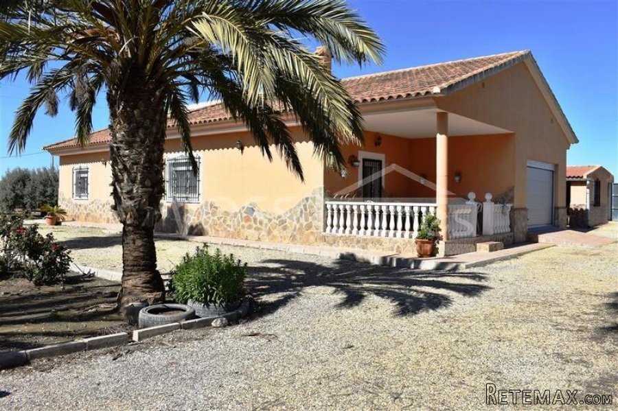 An impressive, larger than average 4 bed, 2 bath Country..