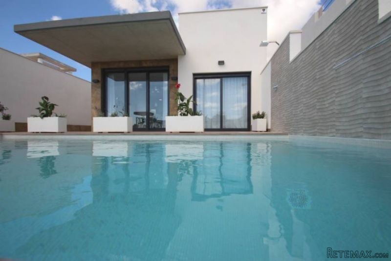 2 Bedrooms - Villa - Murcia - For Sale