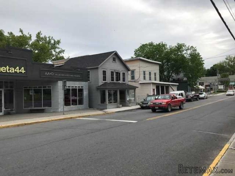 Flat For Sale: 7 Main St Millerton NY.. - 2