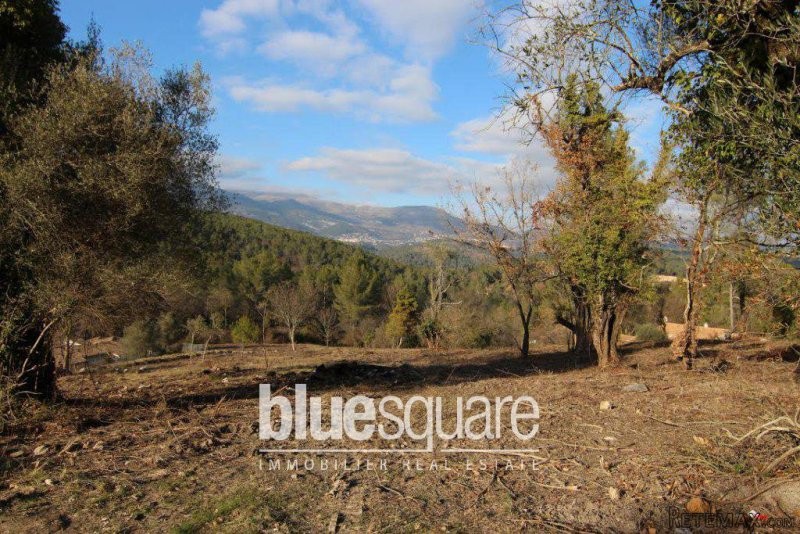 FOR SALE Constructible land with..