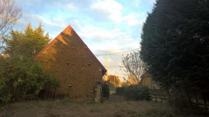 In little hamlet with 1352 m2 attached.. - 2