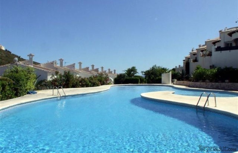 Tranquil And Charming 3 Bedroom 2.. - 2