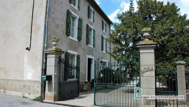Imposing Maison De Maitre With Garden..