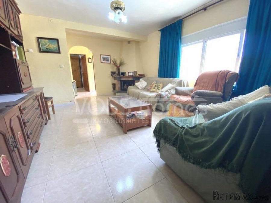 NEW TO VOSS HOMES - Great opportunity... 4 bed 1 bath.. - 2
