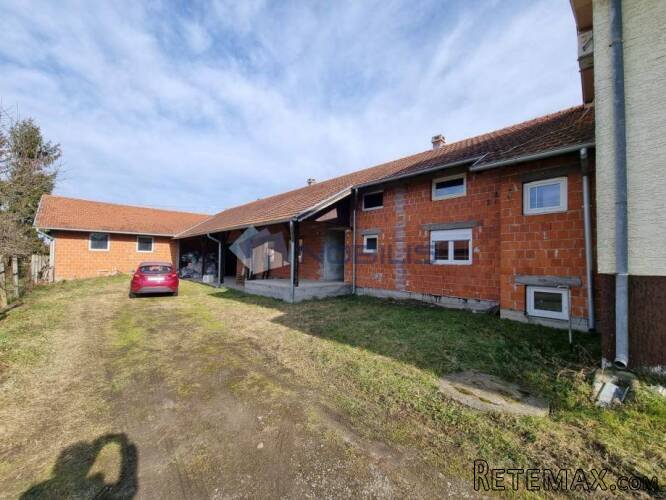 Pitomača, kuća 400m2, garaža + spremište - 2
