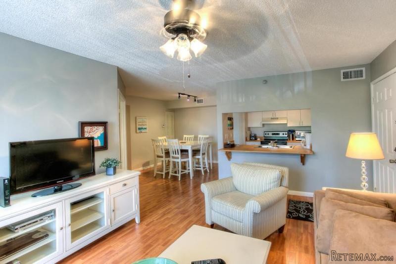 103 Yacht Club Wy #205, Hypoluxo, FL -..