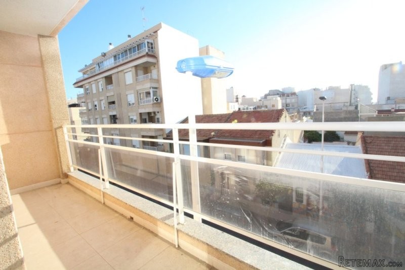 2 Bedrooms - Apartment - Alicante - For..