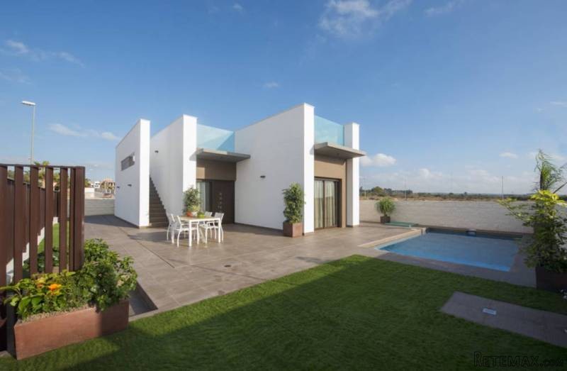 3 Bedrooms - Villa - Alicante - For Sale