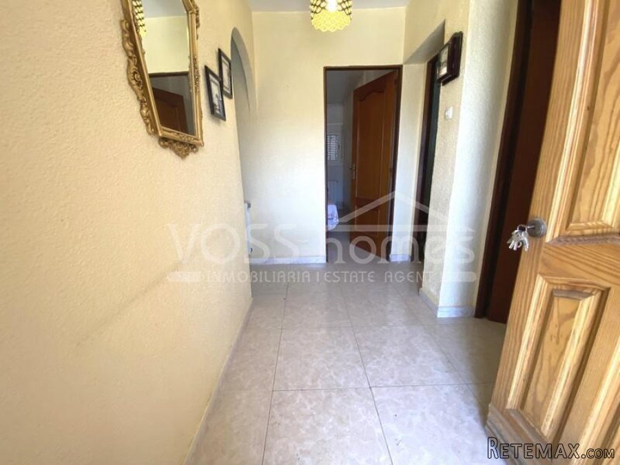 NEW TO VOSS HOMES - Great opportunity... 4 bed 1 bath.. - 3