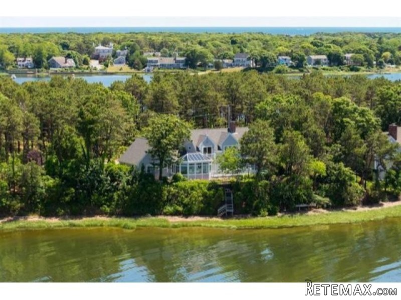 3 bedroom Property For Sale: Cove Road..