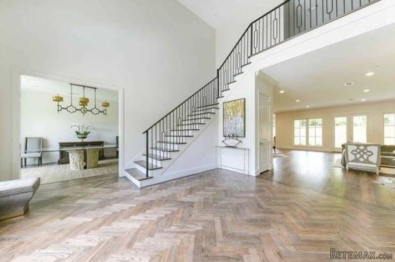4 bedroom House For Sale: 4106.. - 2
