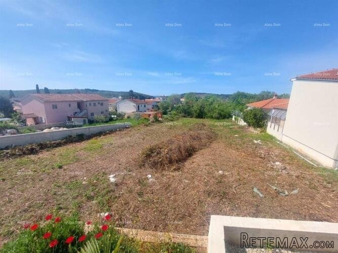 Prodaje se građevinsko zemljište u Banjolama - 4