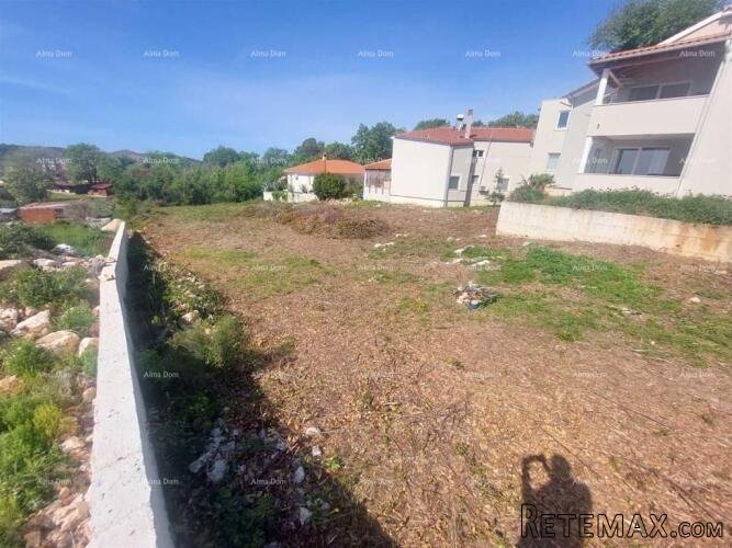 Prodaje se građevinsko zemljište u Banjolama - 5