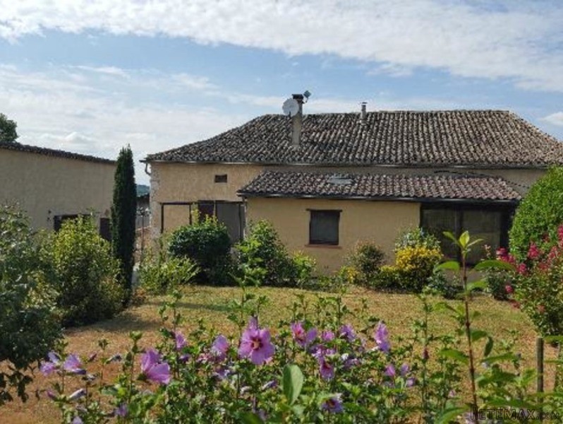 Set In Idyllic Surroundings, This..