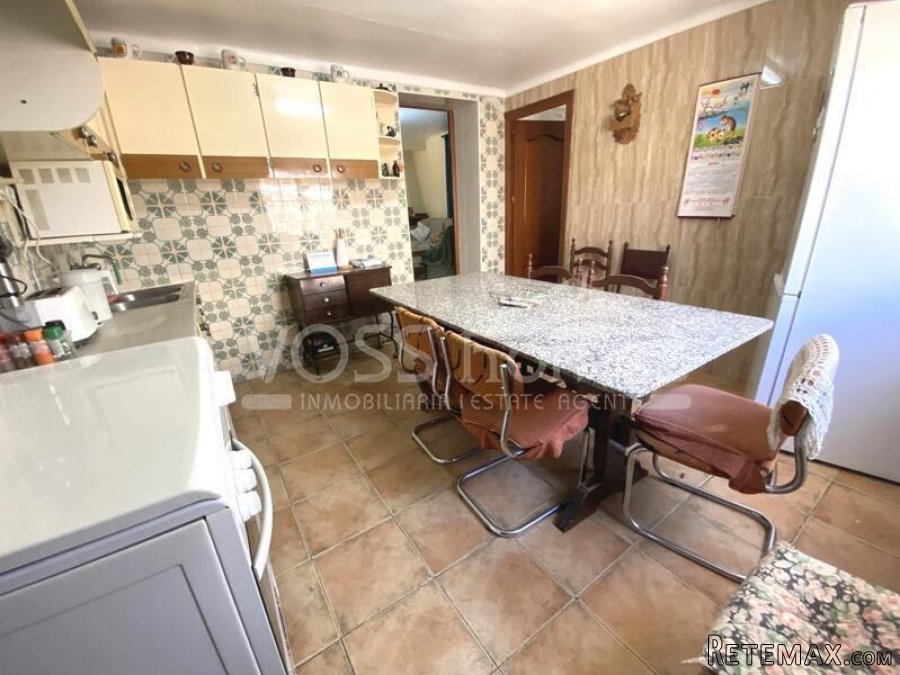 NEW TO VOSS HOMES - Great opportunity... 4 bed 1 bath.. - 7