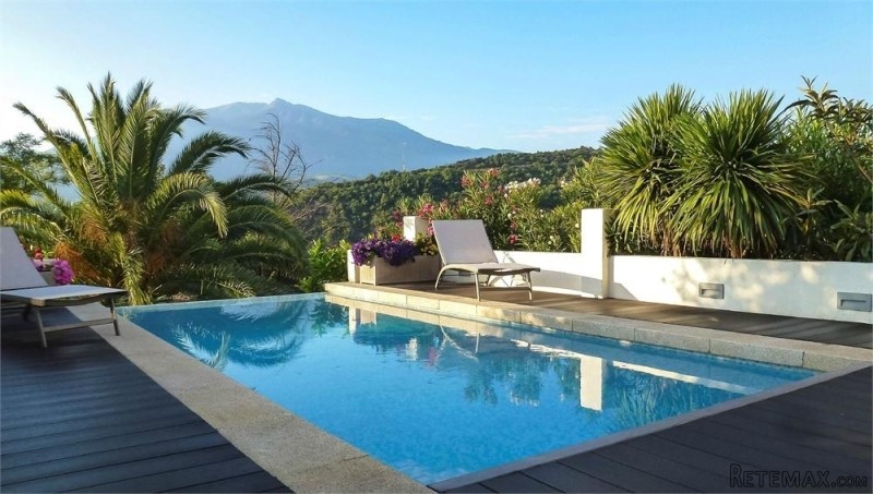 Smashing Villa With Land, Pool And..