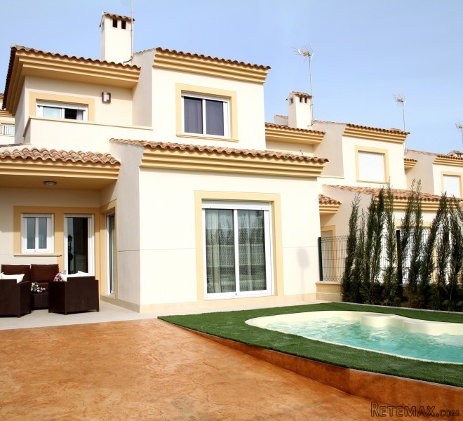 3 Bedrooms - Villa - Alicante - For Sale
