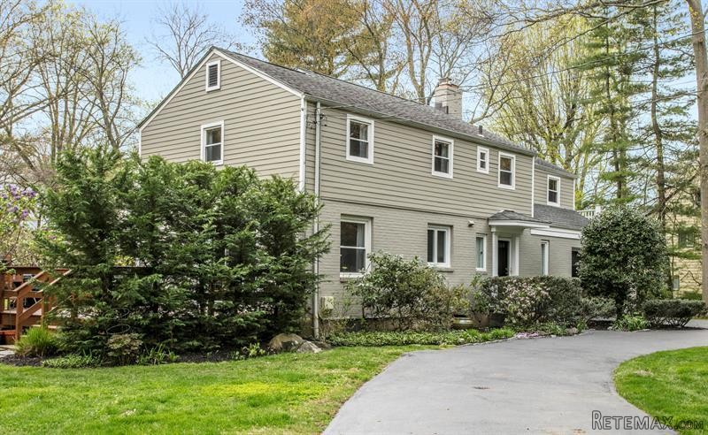 4 bedroom House For Sale: 18 Greenhaven..