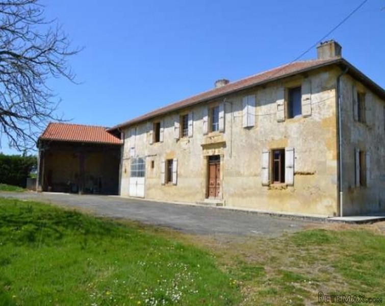 Unique Gascon hamlet, mountain views.. - 2