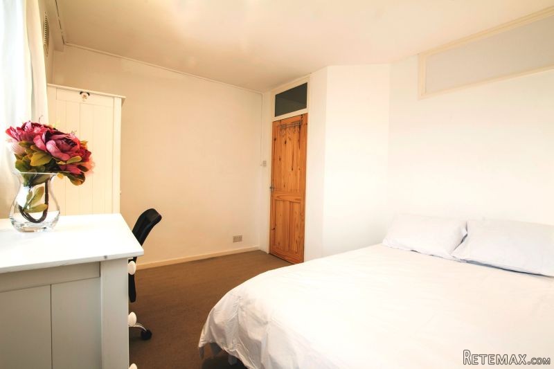 A Marvelous Room To Rent In Kennington.. - 2