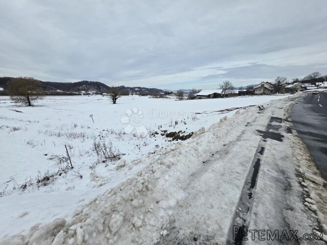 Građevinsko zemljište 1.412m² u Zlataru uz glavnu cestu prem - 2