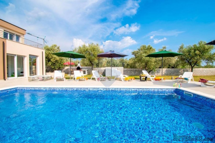 Istra, Vodnjan, moderna vila s bazenom i pogledom - 3