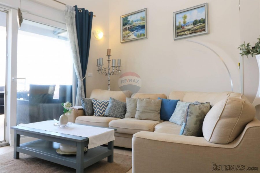 Novigrad, top stan s pogledom na more