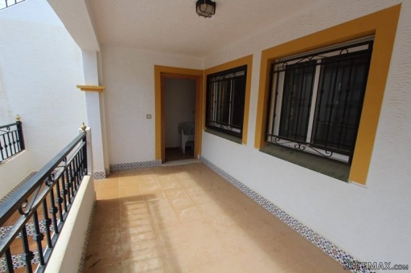 2 bedroom, 1 bathroom Apartment, Entre.. - 2