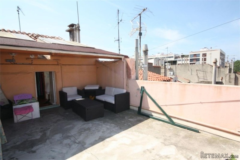 Apartment With Terrace Full Of Character - 2