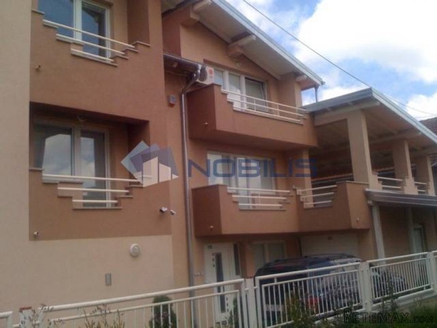 Zagreb, Sv.Klara, Otok, 4 stana,novo - preporuka, 300m2..