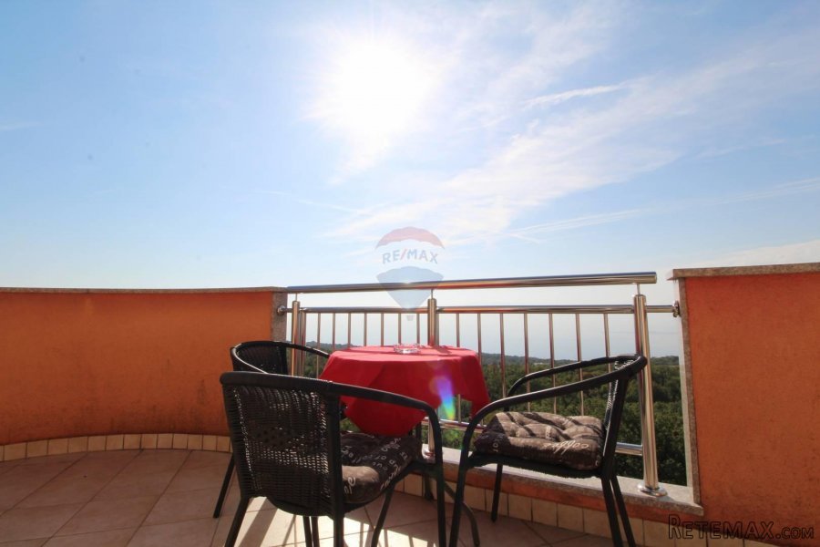 Brestovice-najam, 4S+DB, 115m2 sa predivnim pogledom