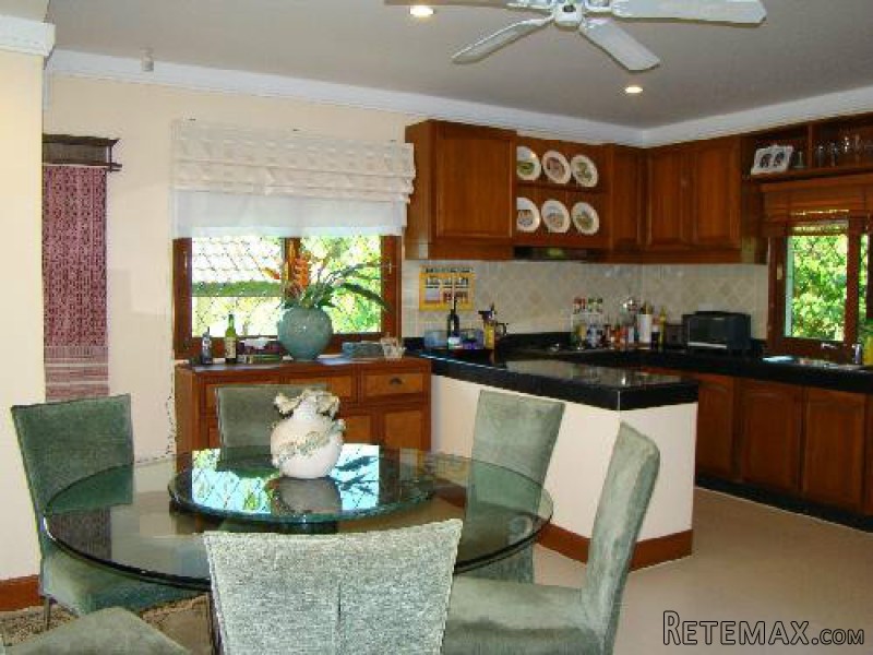 Laguna Lakeshore - 3-Bedroom Town Home