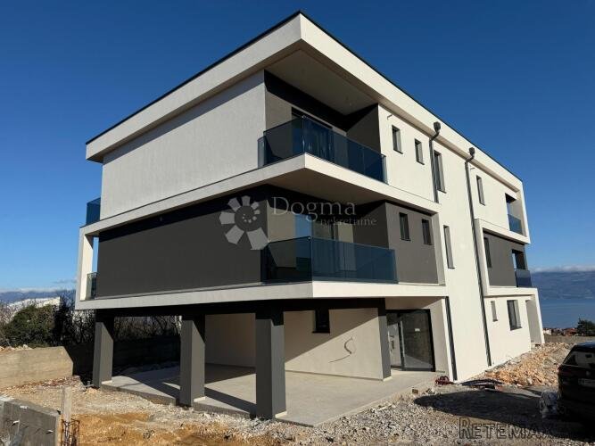 OTOK KRK VRBNIK- LUKSUZNI APARTMAN NA PRVOM KATU ODLIČNE NOV - 2