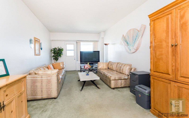 2 bedroom Apartment For Sale: THE..