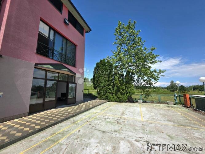 PRODAJA, Stan, NKP 136,38 m², Križ - 3