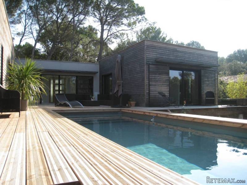 Contemporary Villa With Swimming Pool - 2