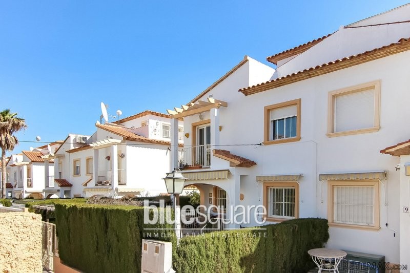 Semi-detached 2-bedroom house in a..