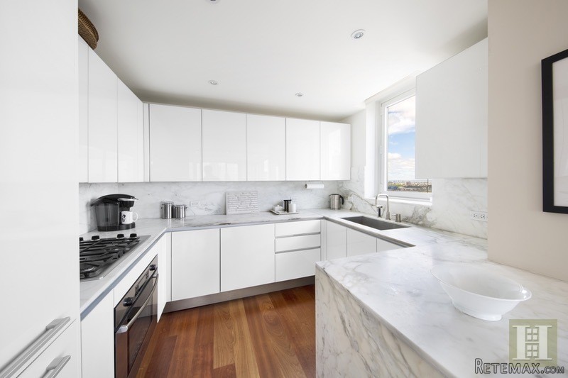 3 bedroom Apartment For Sale: THE.. - 2