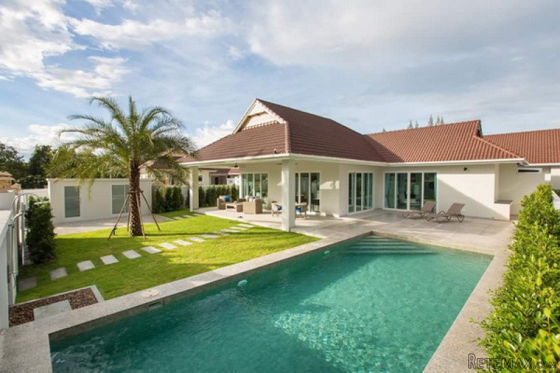 Great Quality 3 Bed Pool Villa: Highly..