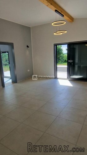 Istra, Barban, 172m2, samostojeća kuća s bazenom - 4