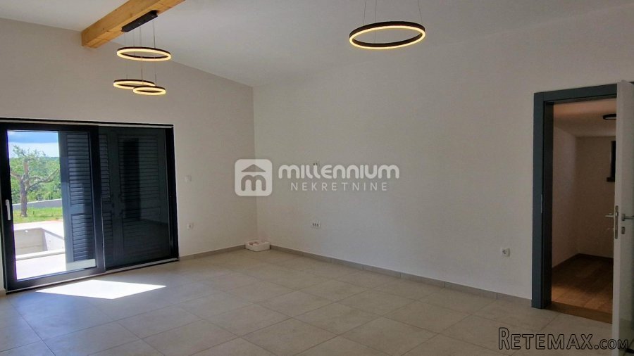 Istra, Barban, 172m2, samostojeća kuća s bazenom - 5