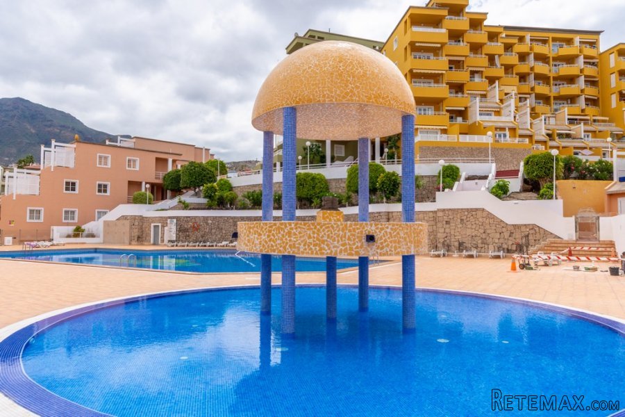 Apartamento en el complejo Orlando en Las Americas. Consta..