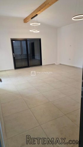 Istra, Barban, 172m2, samostojeća kuća s bazenom - 7