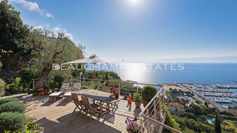 Sumptuous sea view apartment Beaulieu..
