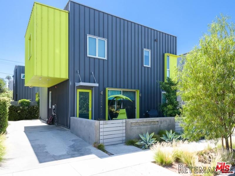 3237 Fay Ave | Los Angeles, California..