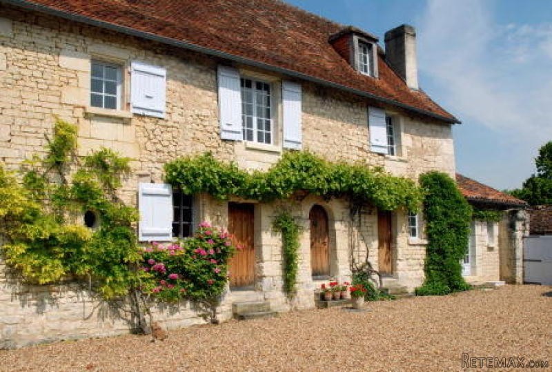 4 Bedroom Farm House For Sale