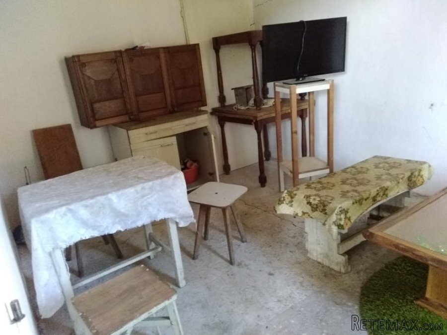 Na prodaju vikendica u Mandjelosu-Sremska Mitrovica - 11
