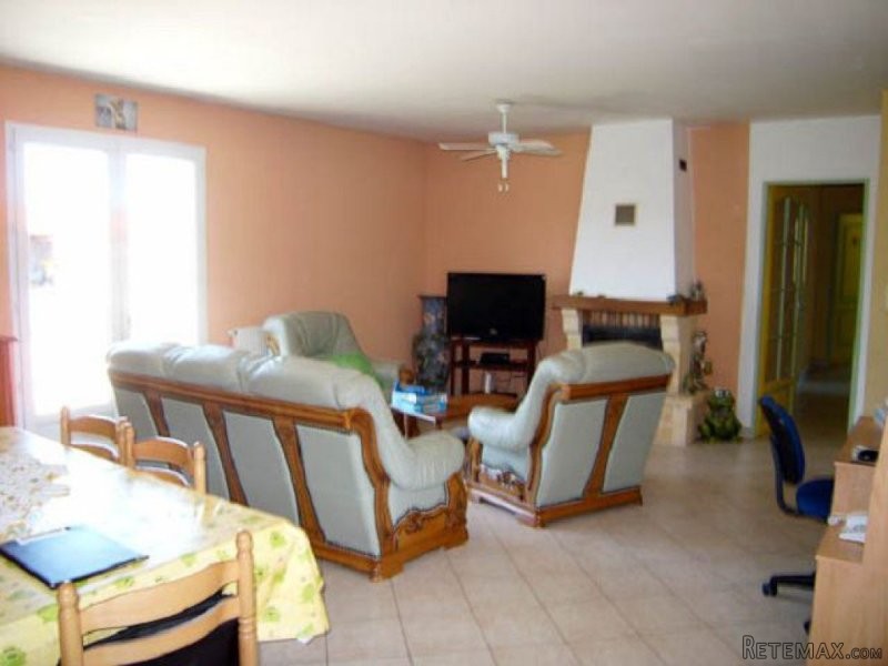 4 Bedrooms - Villa -.. - 2